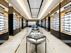 Black Frame Eyewear Display Hall with Central Demo Tables