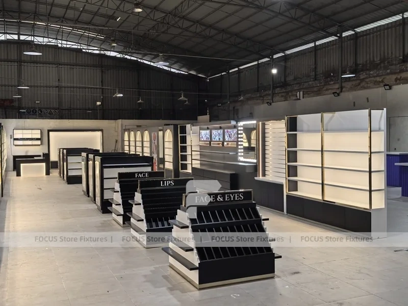 Black Perfume Aisle Layout With Central Tester Tables