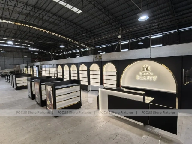 Black Perfume Boutique Layout With Arch Niches