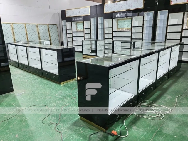 Black Perfume Display Wall With Glass Counter
