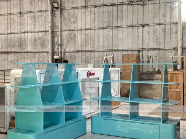 Soft Yellow Confectionery Display Cabinet with Freestanding Modular Bays