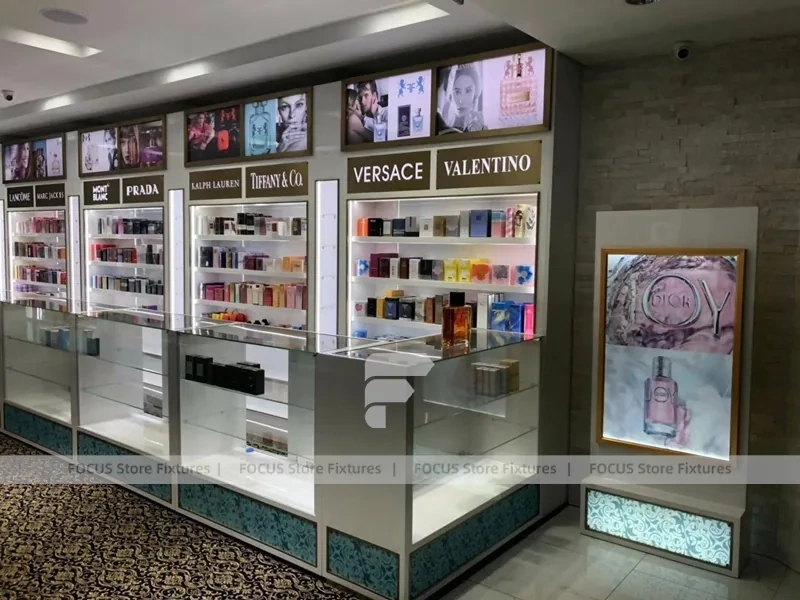 White Fragrance Boutique With Glass Display Showcases