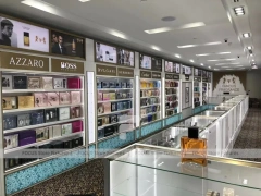 White Fragrance Boutique With Glass Display Showcases