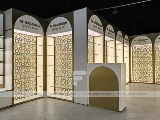 White Gold Perfume Arch Passage Display