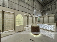 White Gold Perfume Counter With Lattice Screens