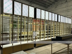 White Gold Perfume Floor Display With Center Gondolas