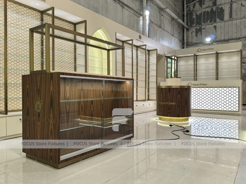White Perfume Corner Layout With Arch Doorway