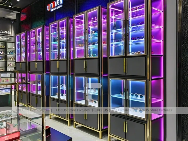 Blush Accent Optical Concept Store with Central Demo Podium