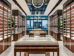 Blush Accent Optical Corridor Gallery with Slim Center Display Tables