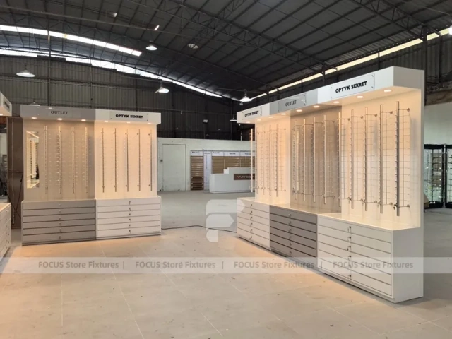 Blush Accent Optical Fixture System with Freestanding Sample Rack