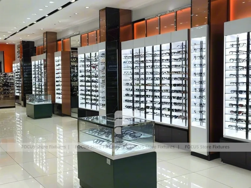 Blush Accent Optical Mall Display with Illuminated Pillar Towers