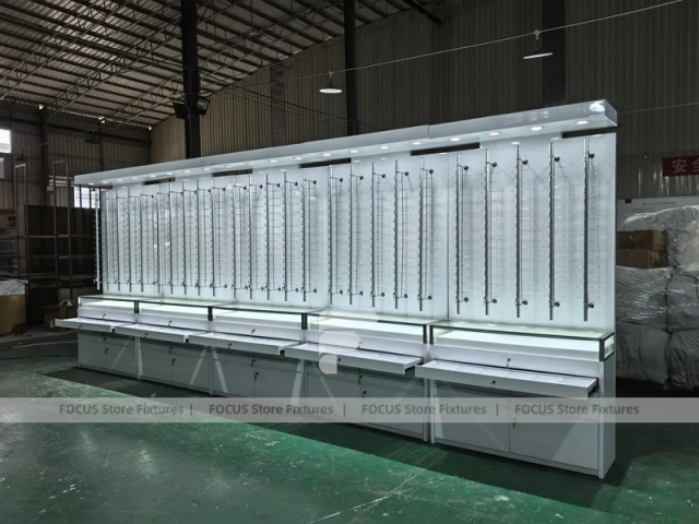 Factory Mockup Vision Store Sample Set with Trial Counter Assembly