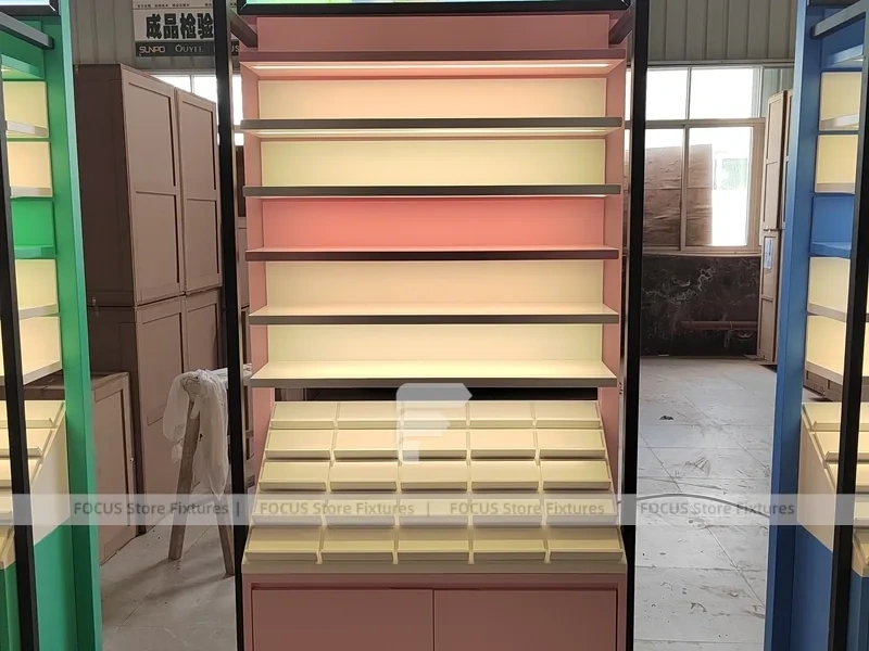 Fixture Sample Eyewear Display Mockup with Sample Store Layout