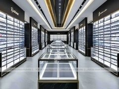Gallery Linear Eyewear Gallery Hall with Long Symmetrical Walkway