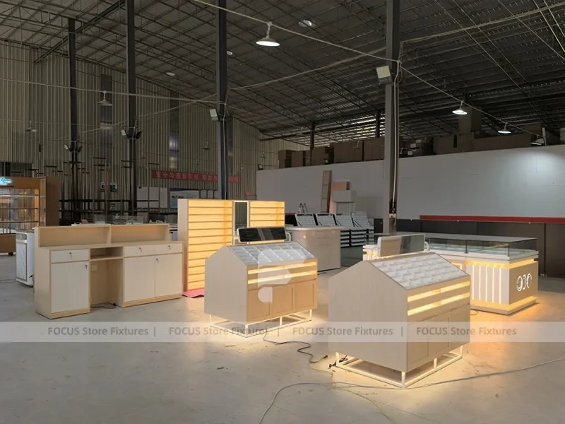 Gold Accent Optical Fixture Prototype with Sample Store Layout