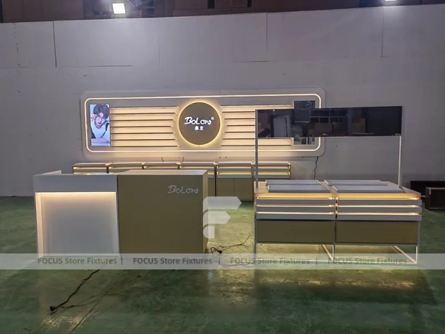 Gold Accent Optical Fixture System with Modular Wall Set