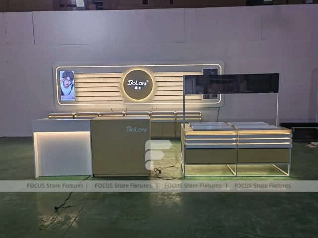 Gold Accent Optical Fixture System with Modular Wall Set