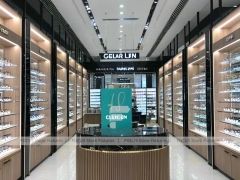 Mint Bronze Eyewear Gallery Interior with Consultation Corner Seating