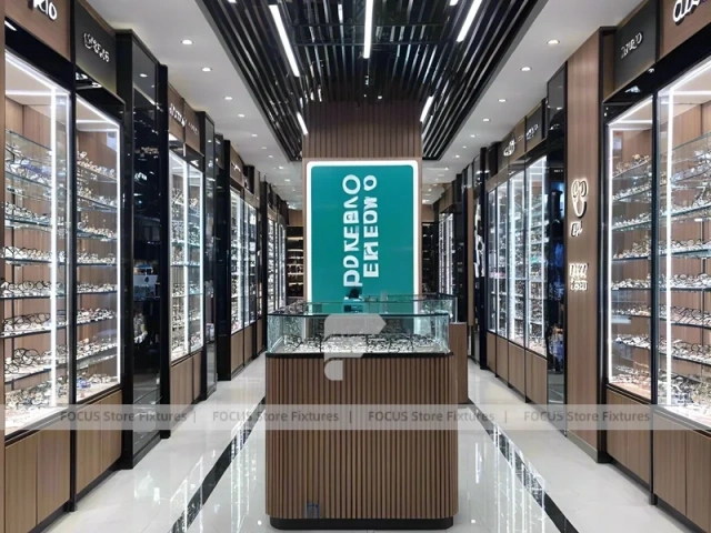 Mint Bronze Eyewear Gallery Interior with Consultation Corner Seating
