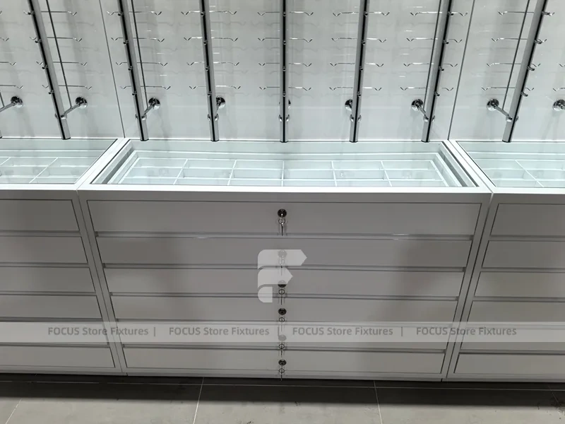 Mockup Fixture Set Vision Retail Mockup with Freestanding Sample Rack