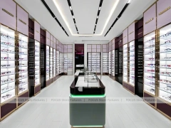 Orchid White Vision Retail Interior with Circular Center Showcase