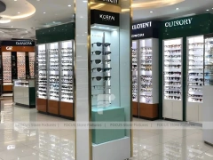 Pillar Orange Vision Retail Zone with Column Display Modules