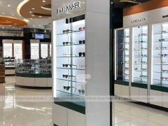 Pillar Orange Vision Retail Zone with Column Display Modules