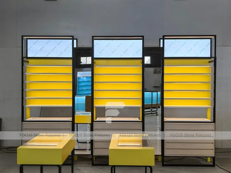Prototype System Eyewear Display Prototype with Modular Wall Set