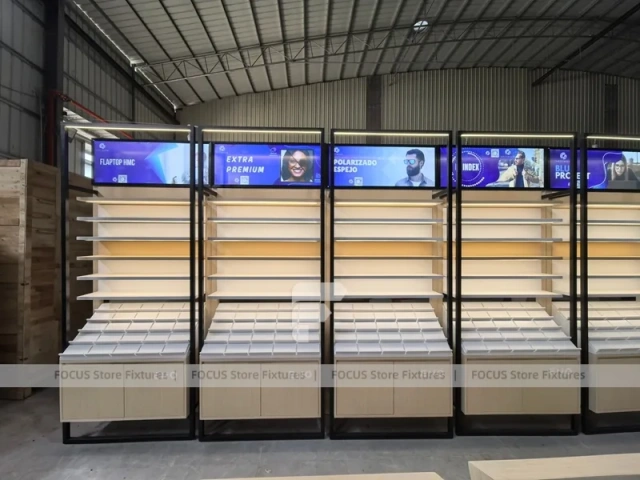 Prototype System Vision Retail Mockup with Modular Wall Set