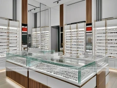 Refined Modular Vision Display Suite with Tall Perimeter Wall Bays