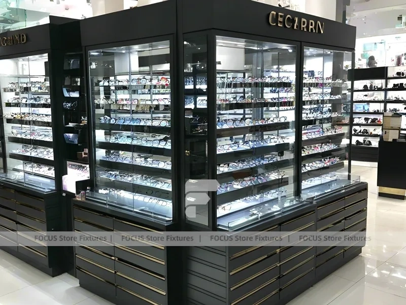 Wood and White Eyewear Retail Layout with White Wood Showcase Islands