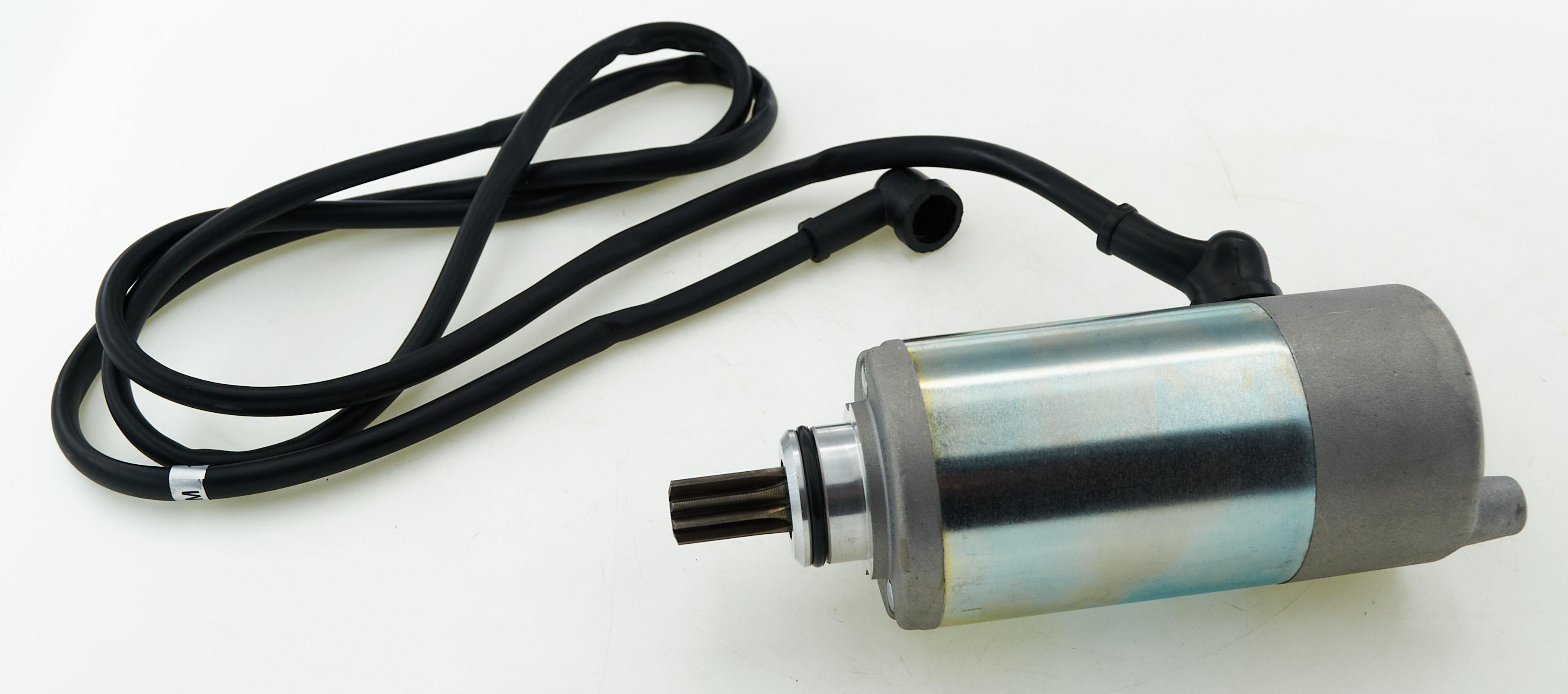 MOTOR DE ARRANQUE