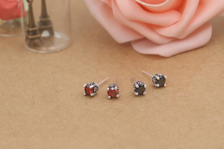 925 sterling silver handmade vintage stud earrings with stones American European gothic punk style antique silver designer jewelry rund post earrings for women