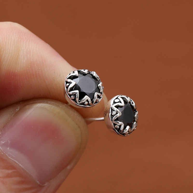 925 sterling silver handmade vintage stud earrings with black stones American European gothic punk style antique silver designer jewelry round stud earrings for women