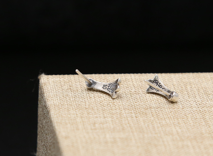 925 sterling silver stud earrings fish tail vintage American European gothic punk style antique designer jewelry luxury accessories