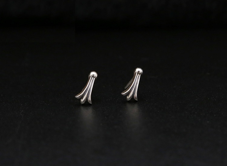 925 sterling silver stud earrings fish tail vintage American European gothic punk style antique designer jewelry luxury accessories