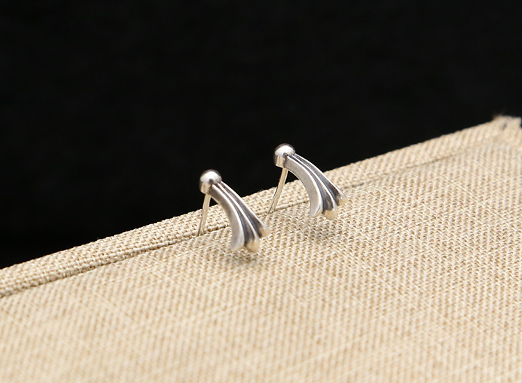 925 sterling silver stud earrings fish tail vintage American European gothic punk style antique designer jewelry luxury accessories