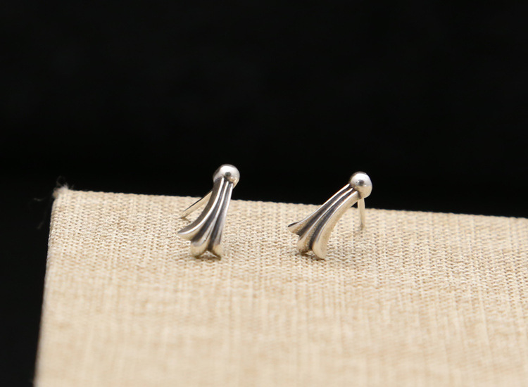 925 sterling silver stud earrings fish tail vintage American European gothic punk style antique designer jewelry luxury accessories