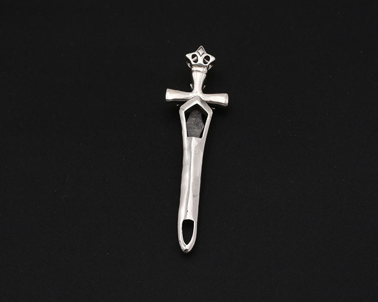 925 sterling silver handmade luxury jewelry gothic punk style necklace pendant without chain American European antique silver designer cross sword pendants