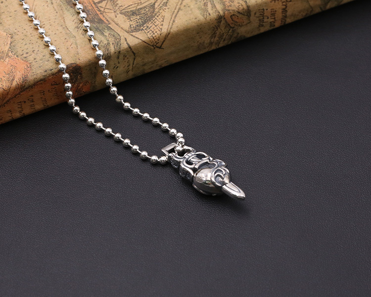 925 sterling silver handmade vintage jewelry necklace pendant without chain American European gothic punk style antique silver designer heart and sword pendants