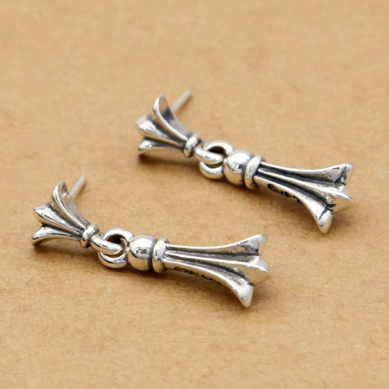 925 sterling silver stud earrings fish tail shape vintage American European gothic punk style antique designer jewelry luxury accessories