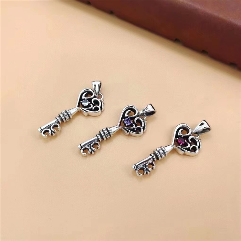 925 Sterling Silver Heart Key Pendant Necklaces Vintage Gothic Punk Hiphop Antique Designer Luxury Jewelry Accessories