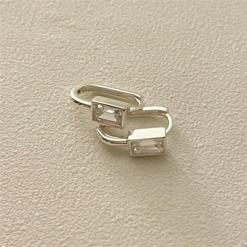 925 Sterling Silver Huggie Earring Minimalism Vintage Designer Luxury Jewelry Accessories