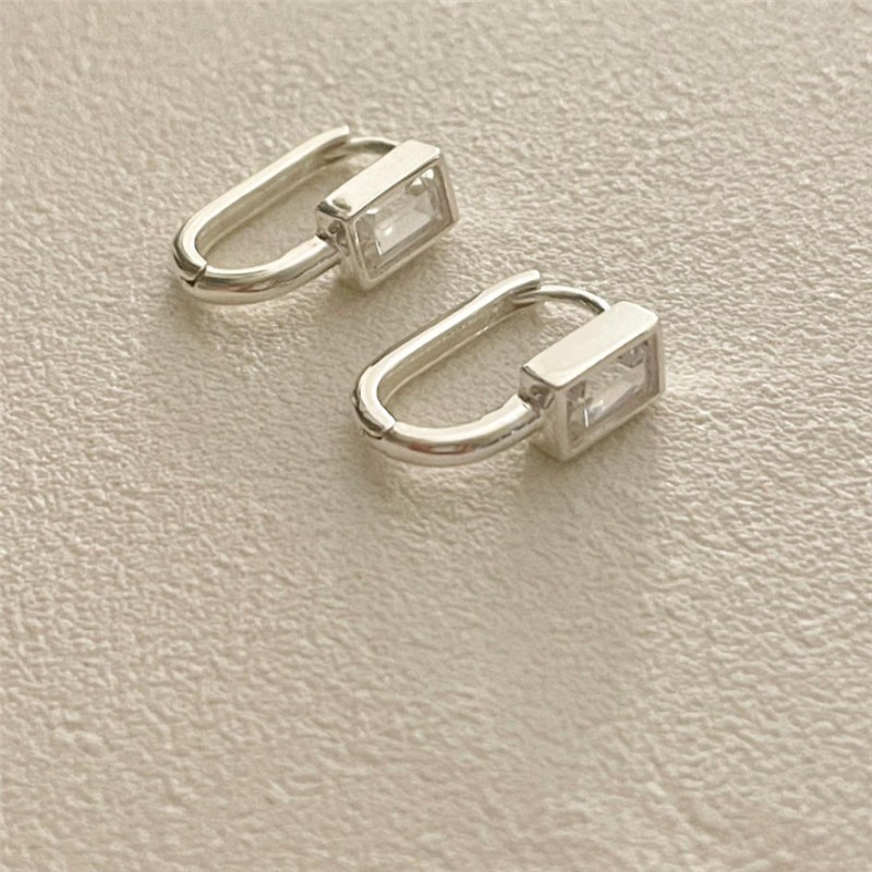 925 Sterling Silver Huggie Earring Minimalism Vintage Designer Luxury Jewelry Accessories