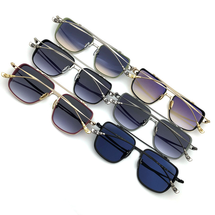 Vintage Fashion Designer Crosses Sunglasses Eyewears 49-8014