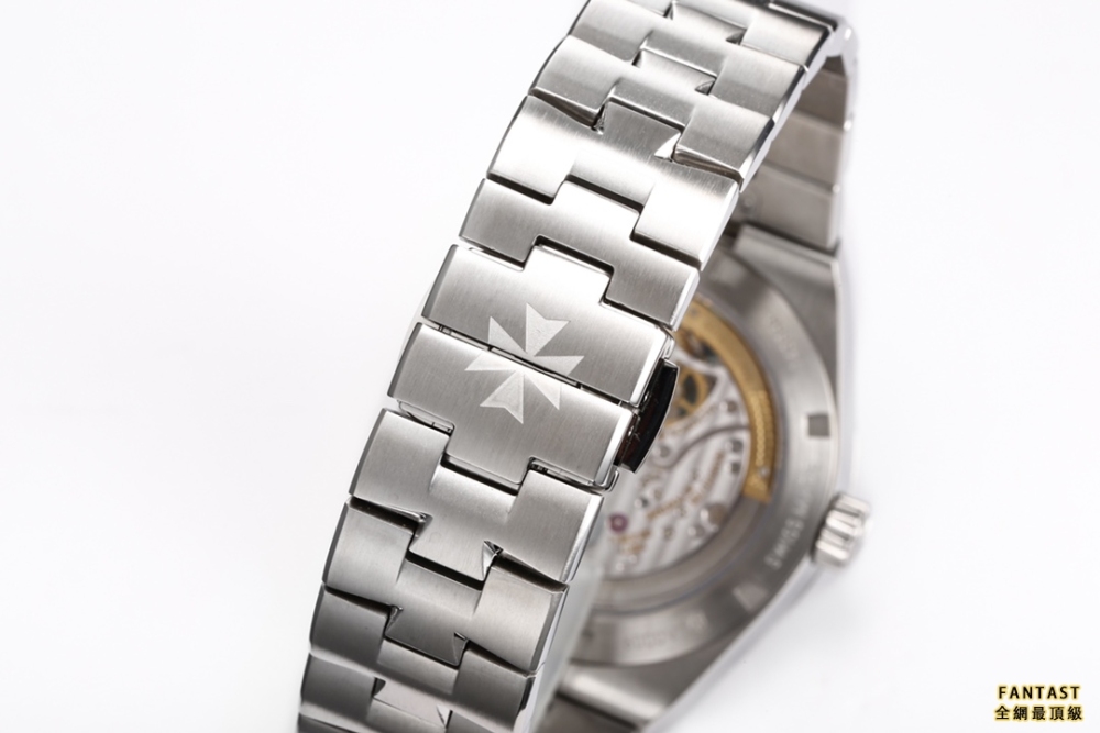 （市場最新最真版本）BBR:2022新款發布！顏值巔峰、鋼表之王，江詩丹頓Overseas縱橫四海陀飛輪