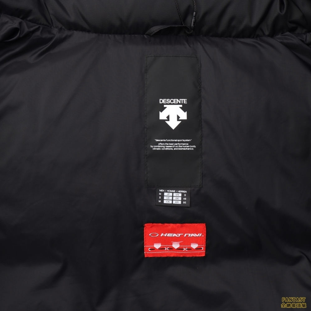 迪桑特✖️瑞士國家隊聯名運動羽絨服 