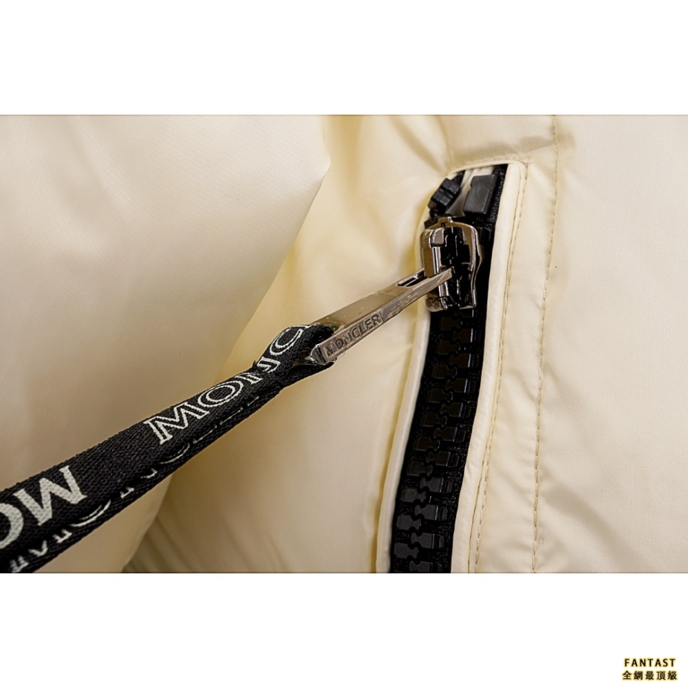 Moncler/蒙口 22冬季最新款拼色連帽羽絨服