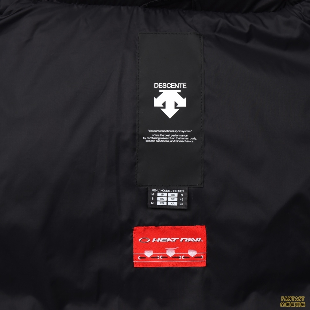 迪桑特✖️瑞士國家隊聯名運動羽絨服 