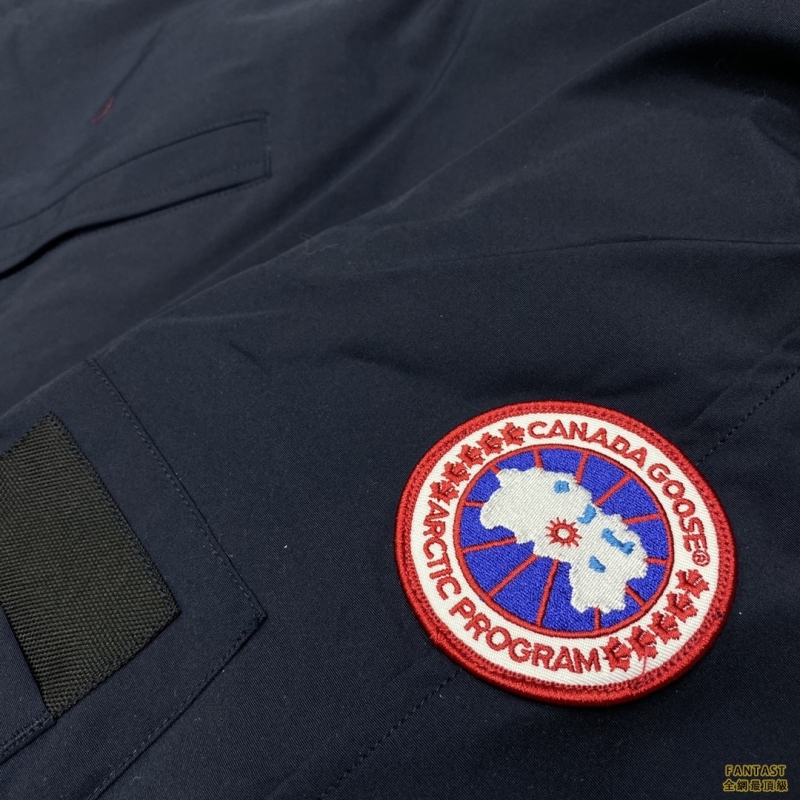 Canada Goose 加拿大鵝01飛行員夾克 藏青色